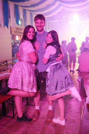 381   dscf1134